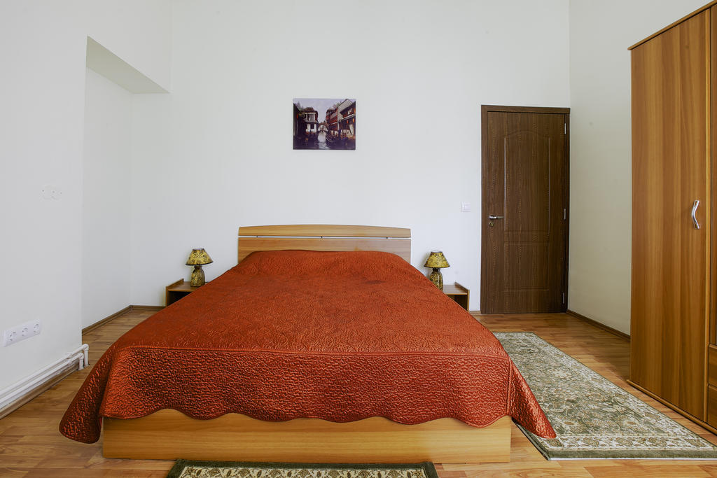 Casa Preturii Hotel Tîrgu Lăpuş Стая снимка