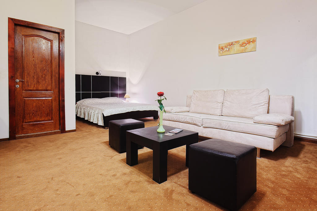 Casa Preturii Hotel Tîrgu Lăpuş Стая снимка